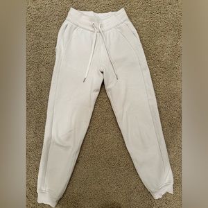 SOLD Lululemon Scuba High-Rise Jogger